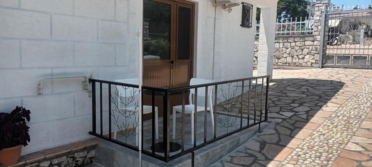 Apartments Resul Pushi Ksamil Exterior photo